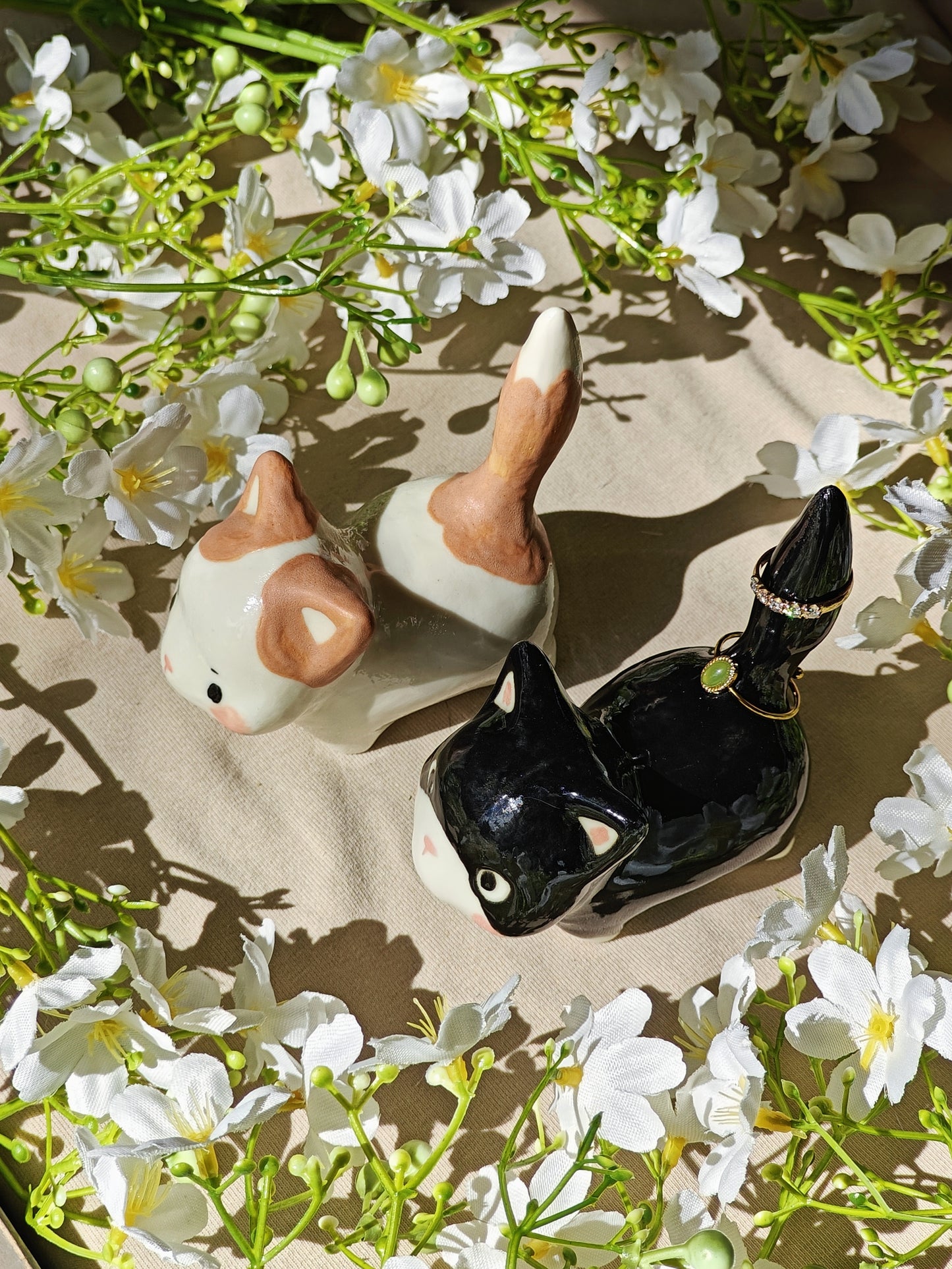 Kitty Ceramic Ring Holder