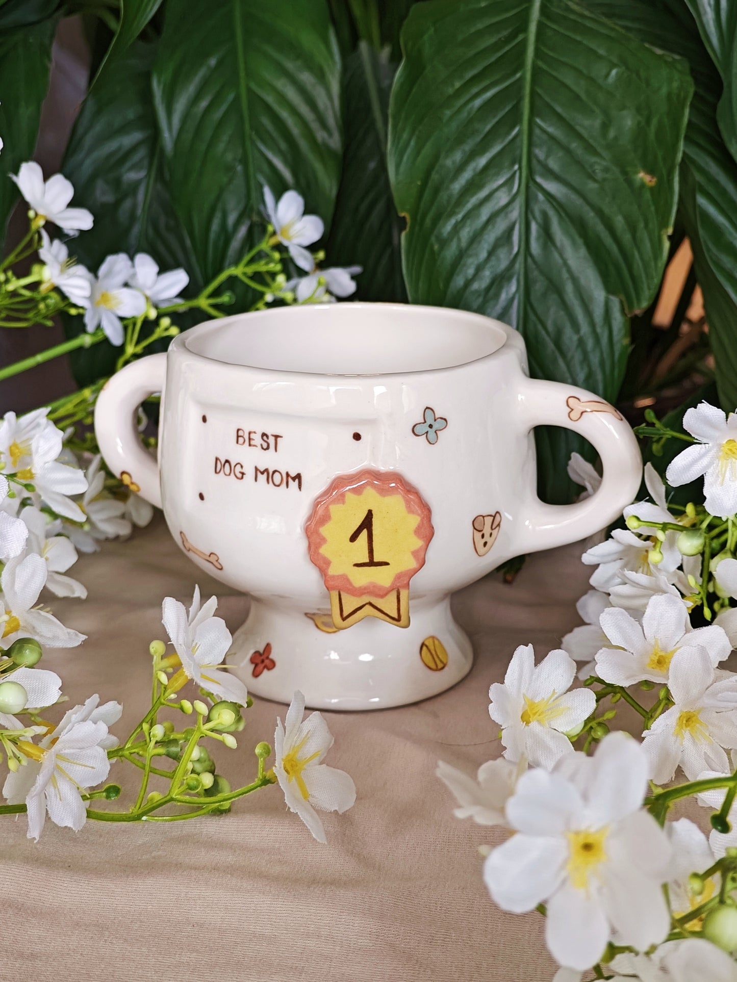 Best Dog Mom Ceramic Trophy