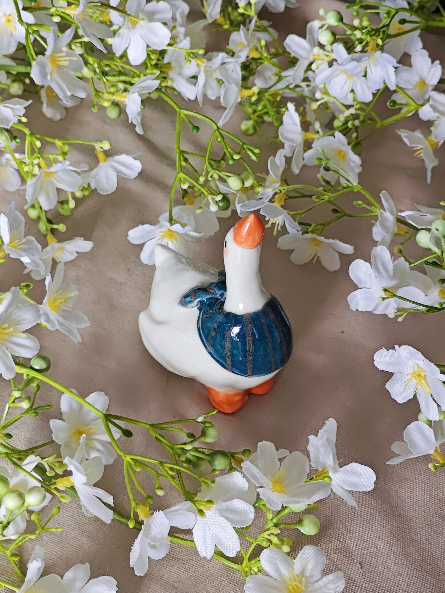 White Goose Ceramic Ring Holder