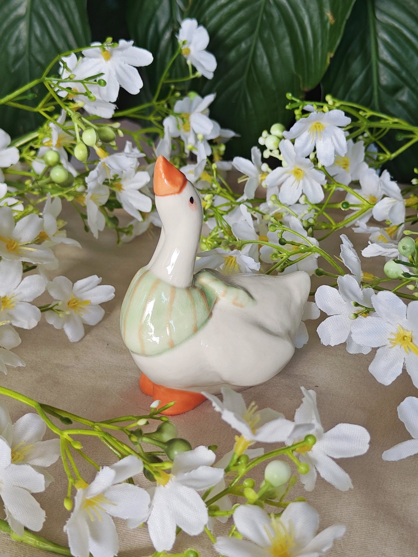 White Goose Ceramic Ring Holder